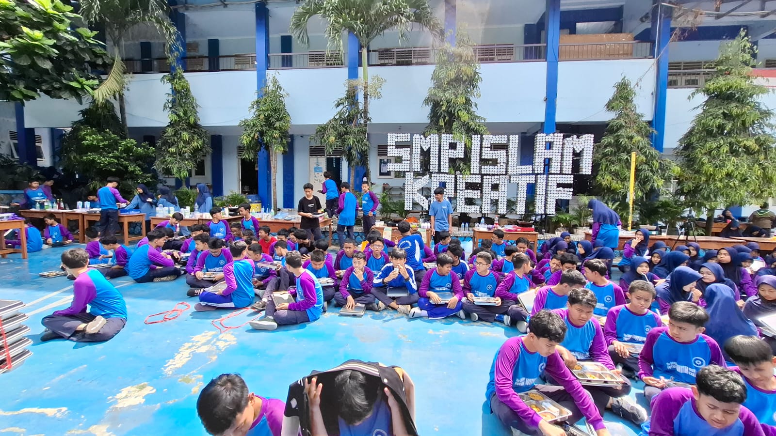 makan berjamaah ternyata lebih nikmat